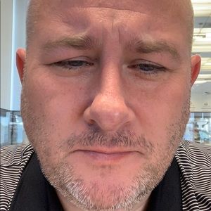 Meet your Posher, Adam